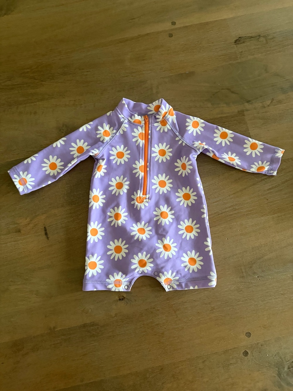 Primary Purple Daisy Swim Rashguard - Picture 4 of 7